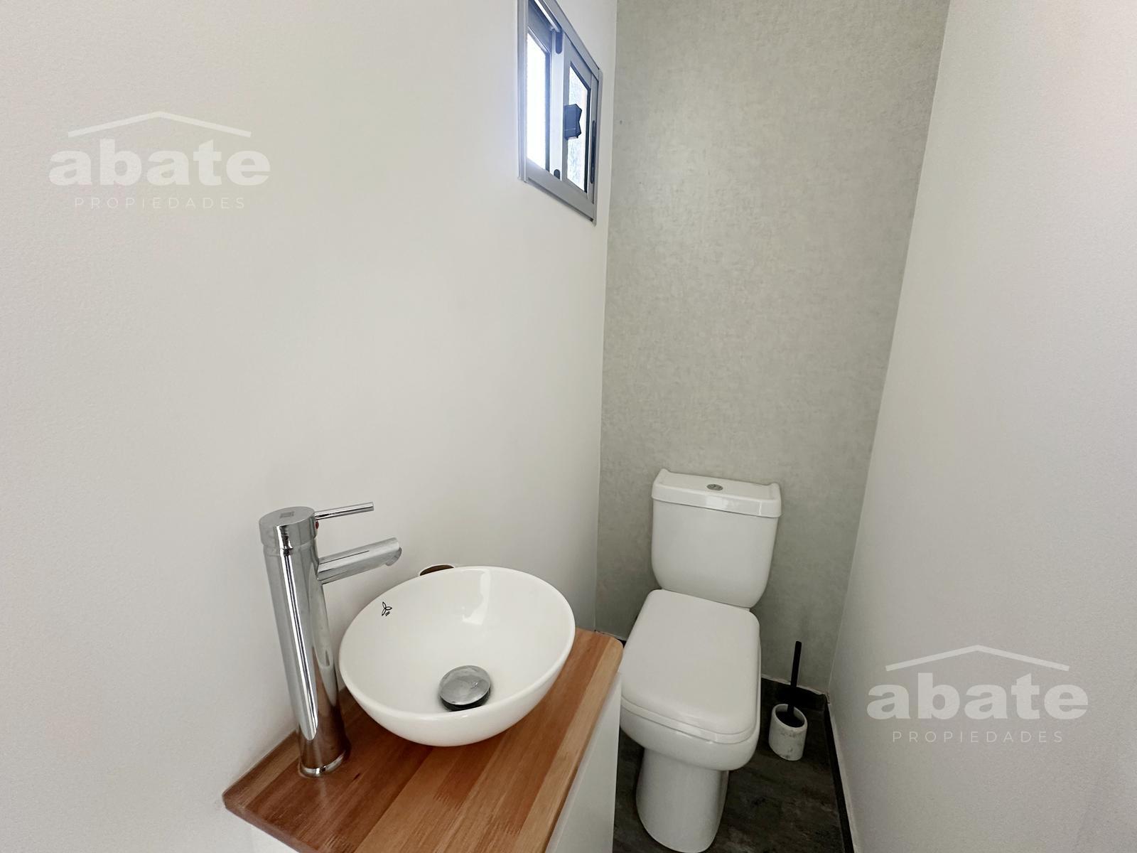 Alquiler Penthouse 2 dormitorios con muebles en Punta Carretas. Piso 10 · Foto 9