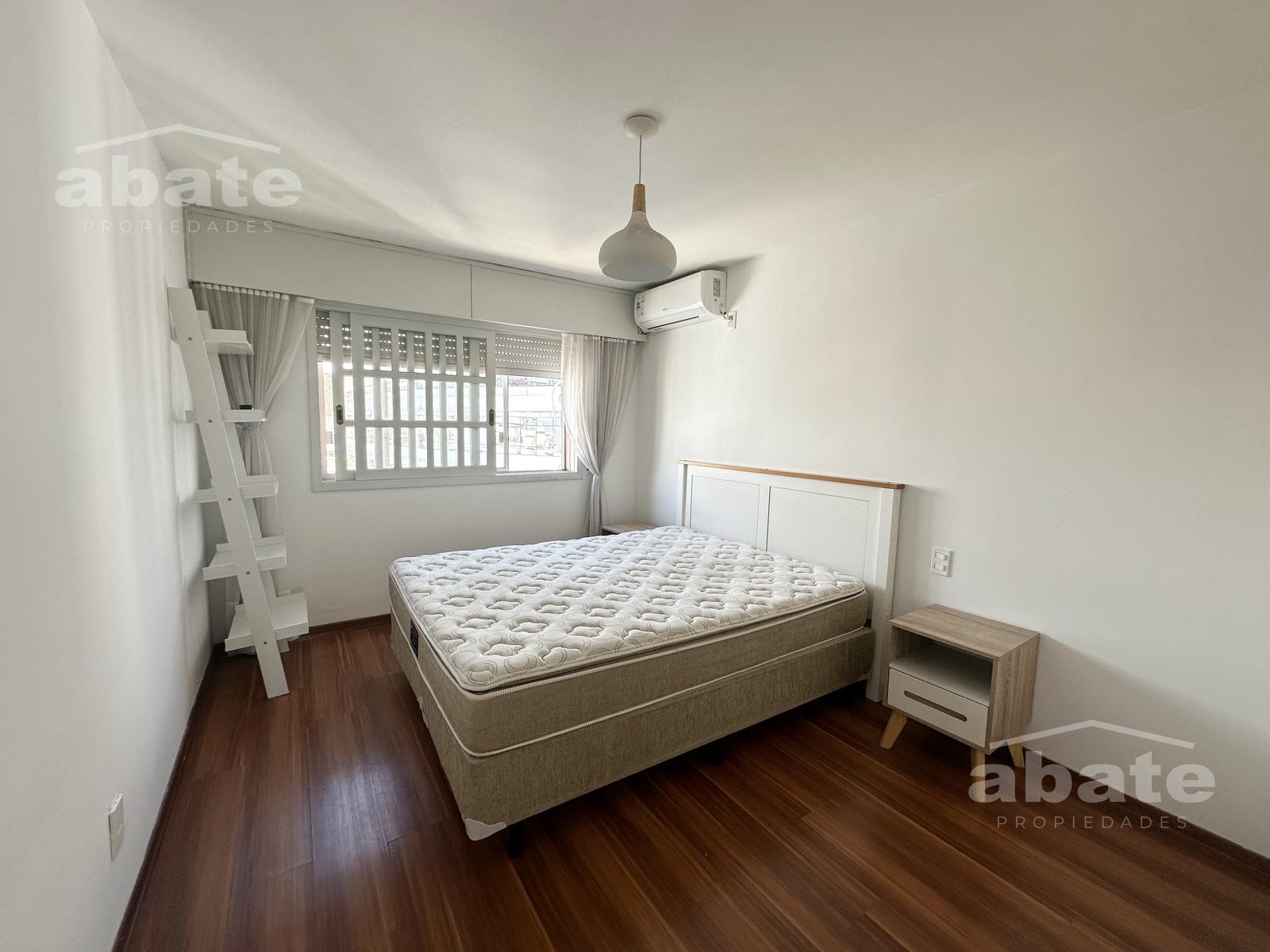 Alquiler Penthouse 2 dormitorios con muebles en Punta Carretas. Piso 10 · Foto 11
