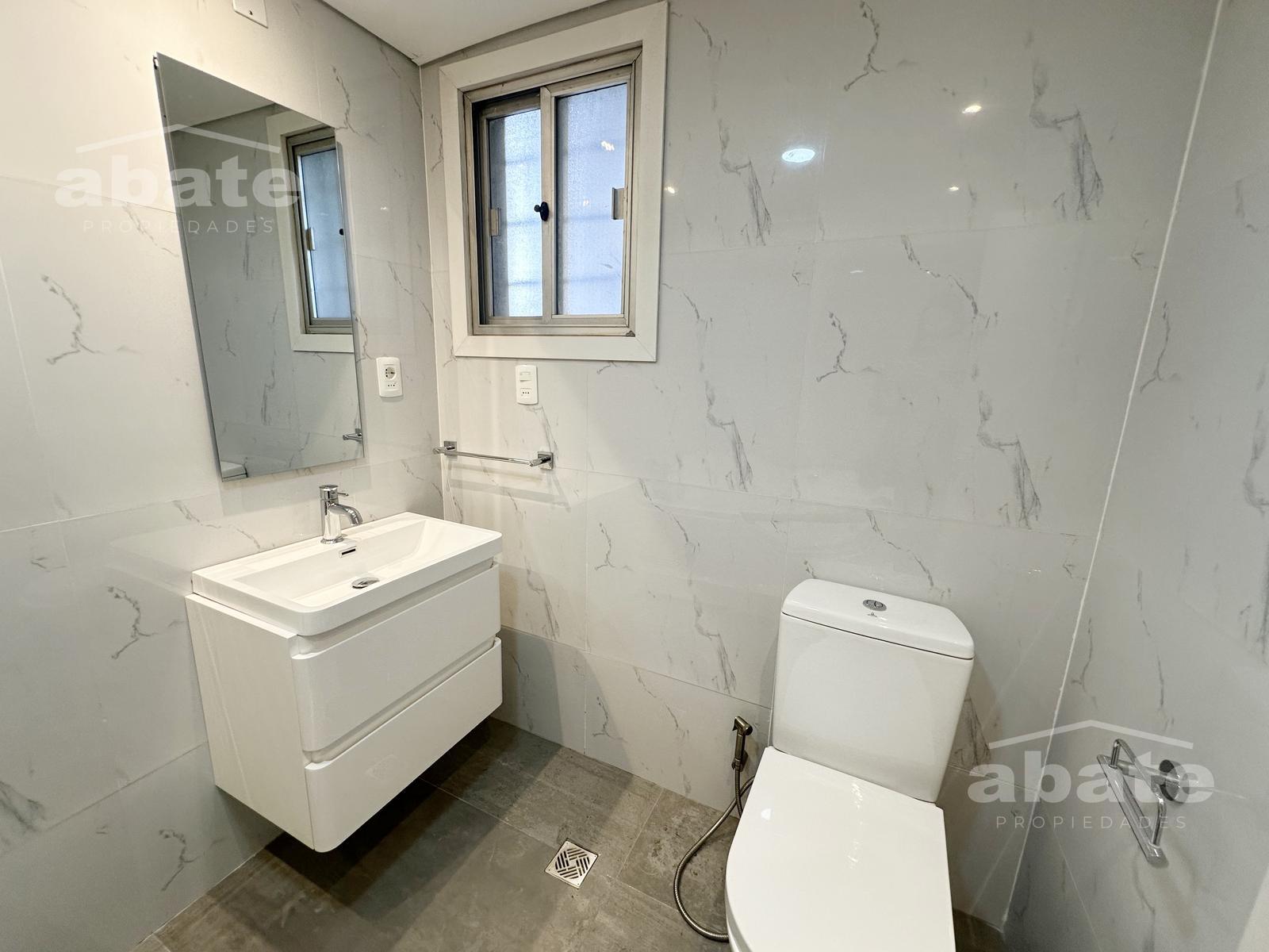 Alquiler Penthouse 2 dormitorios con muebles en Punta Carretas. Piso 10 · Foto 12