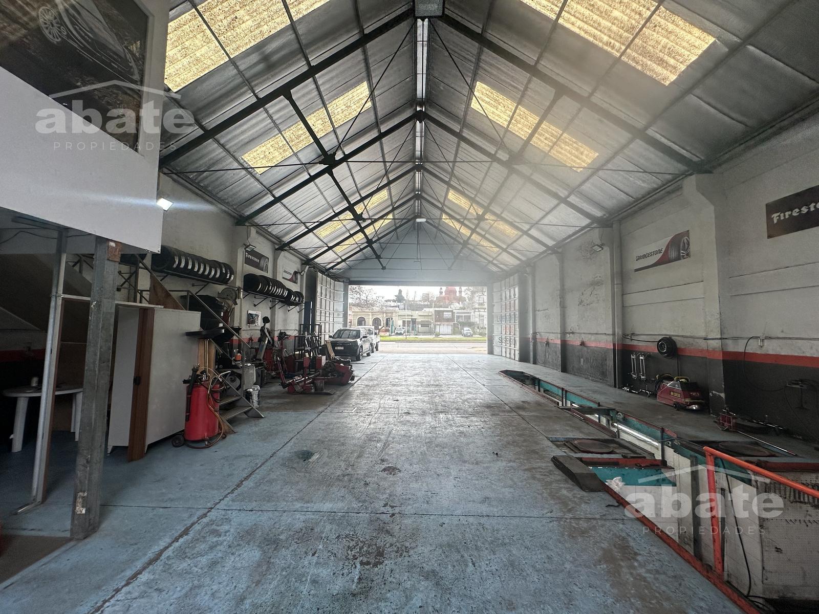 Alquiler depósito 350 m2. Gran Altura. Planta libre · Foto 7