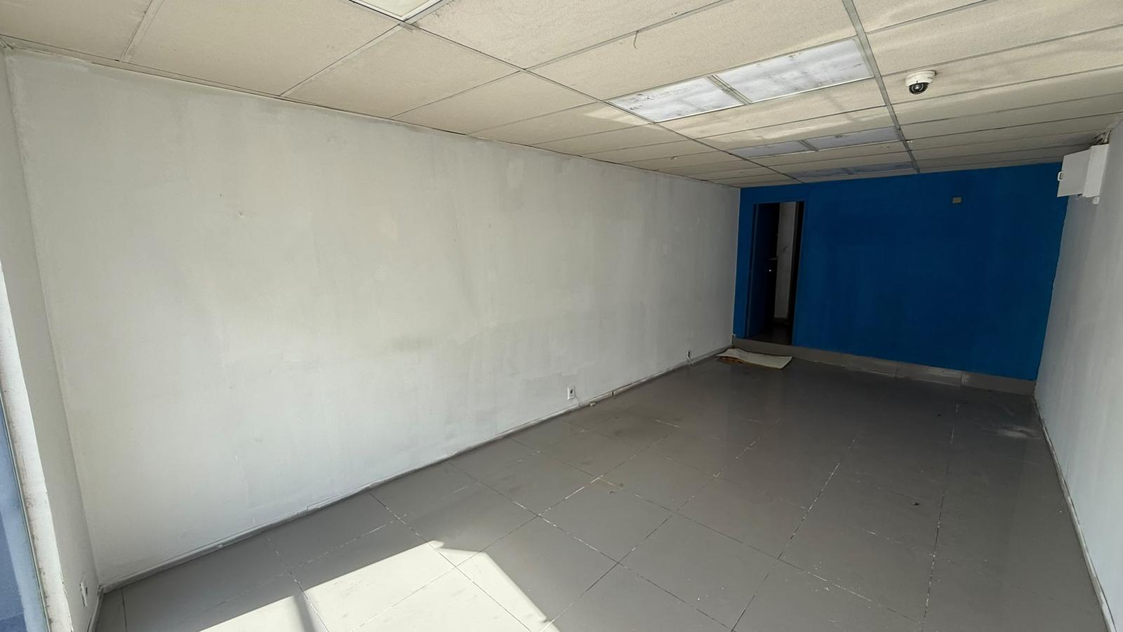 Agraciada esq Sagasta, 60 m2, 4m de frente excelente punto!! · Foto 3