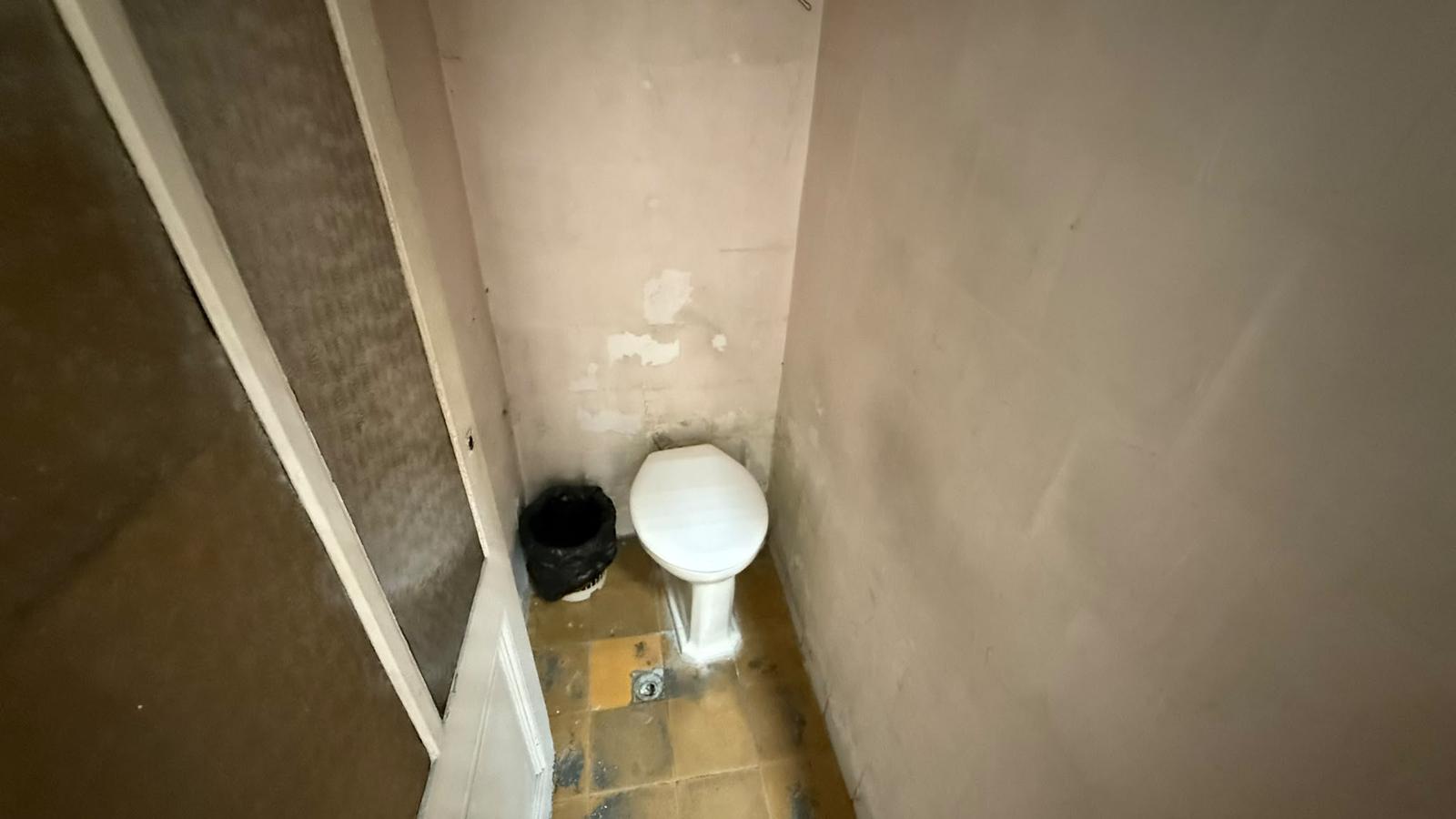 Agraciada esq Sagasta, 60 m2, 4m de frente excelente punto!! · Foto 10