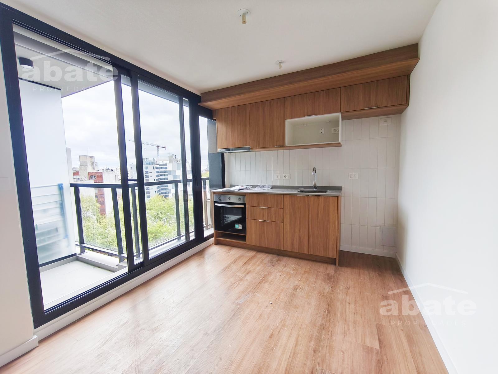 Alquiler Monoambiente piso alto en Cordón, Montevideo · Foto 5