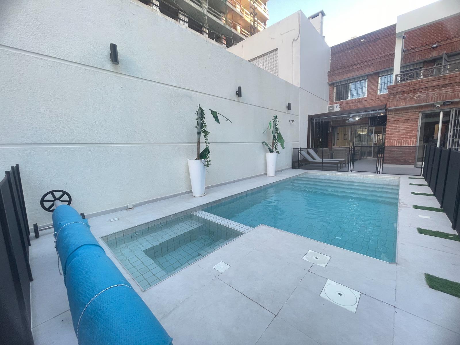 Franzini esq. Sarmiento. 5 dorm, piscina, barbacoa, gge x2, 195 m2!! · Foto 10