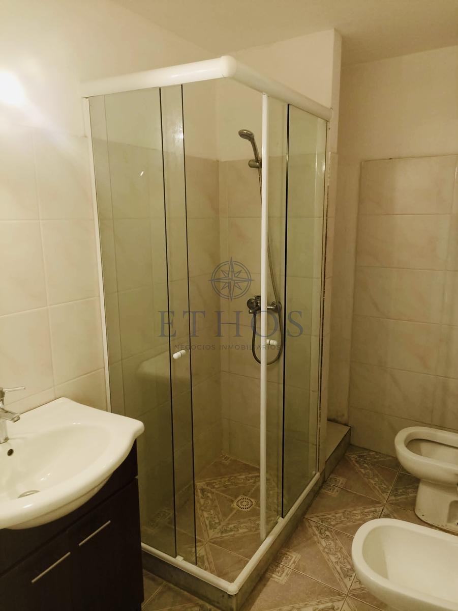 Aquilo amplio apartamento de tres dormitorios en Pocitos · Foto 11