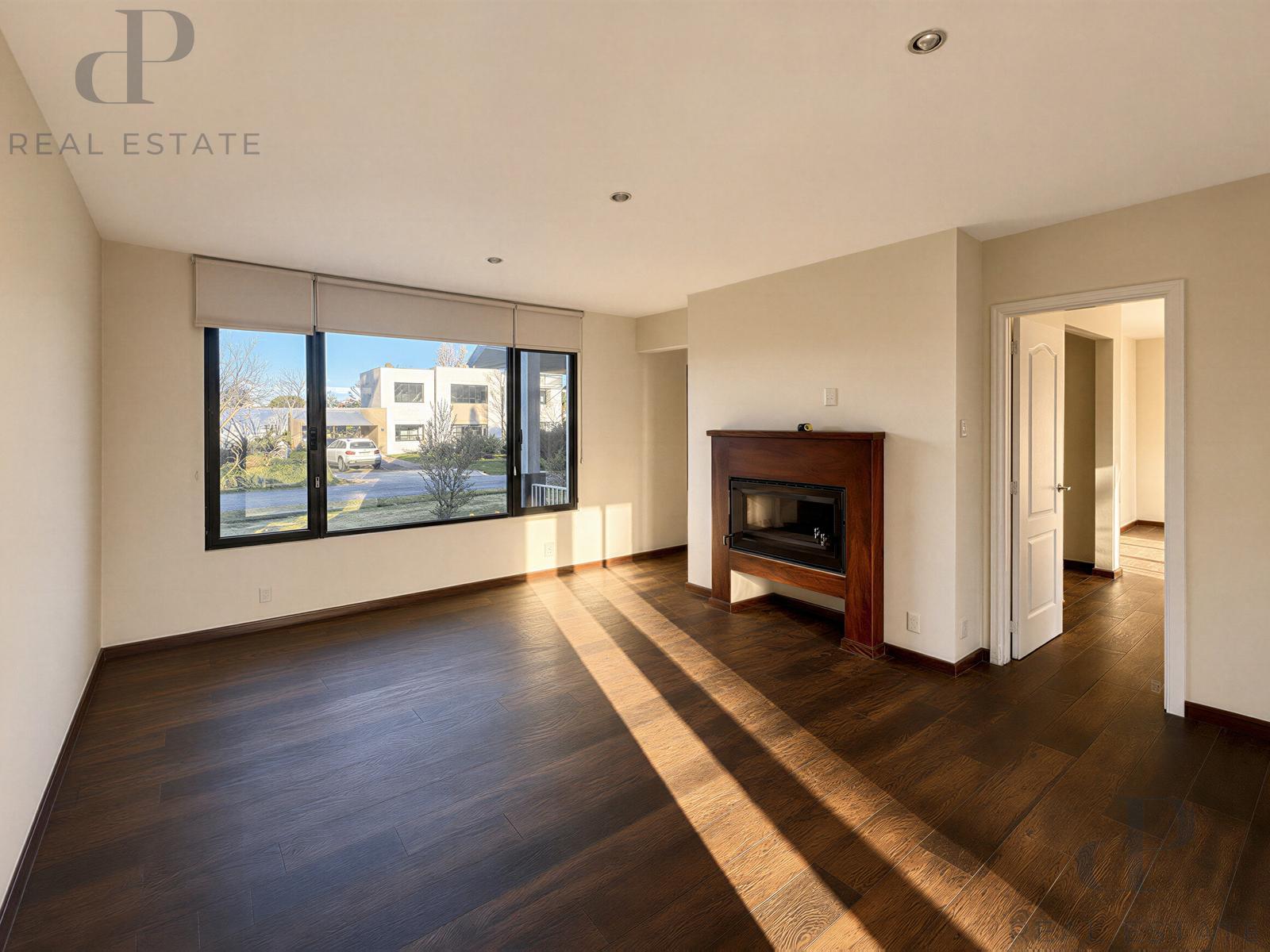Amplia casa con piscina y 5 dormitorios en barrio privado · Foto 2
