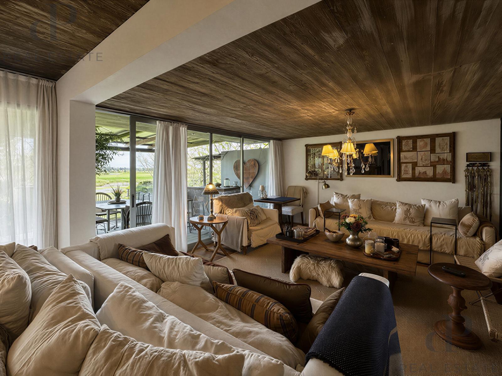 Casa frente al lago en Lomas de La Tahona con vistas únicas · Photo 3