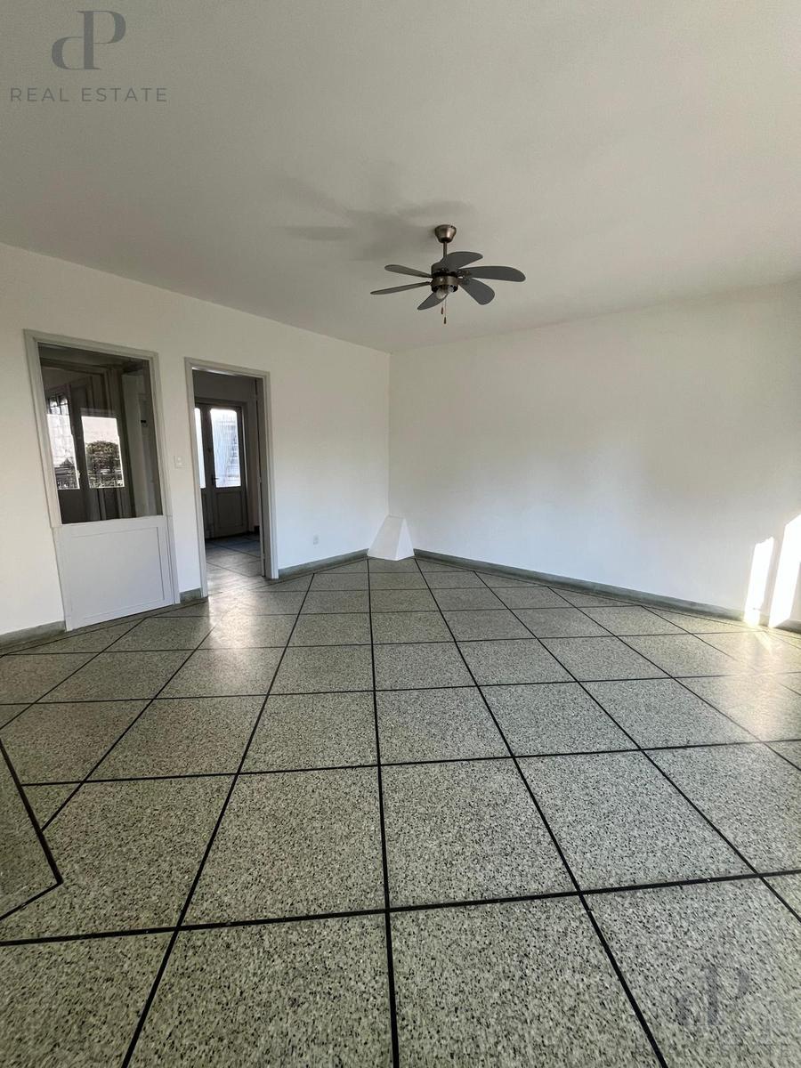 Apartamento tipo casa sin gastos comunes en Parque Batlle 2 dormitorios con parrillero exclusivo · Foto 6