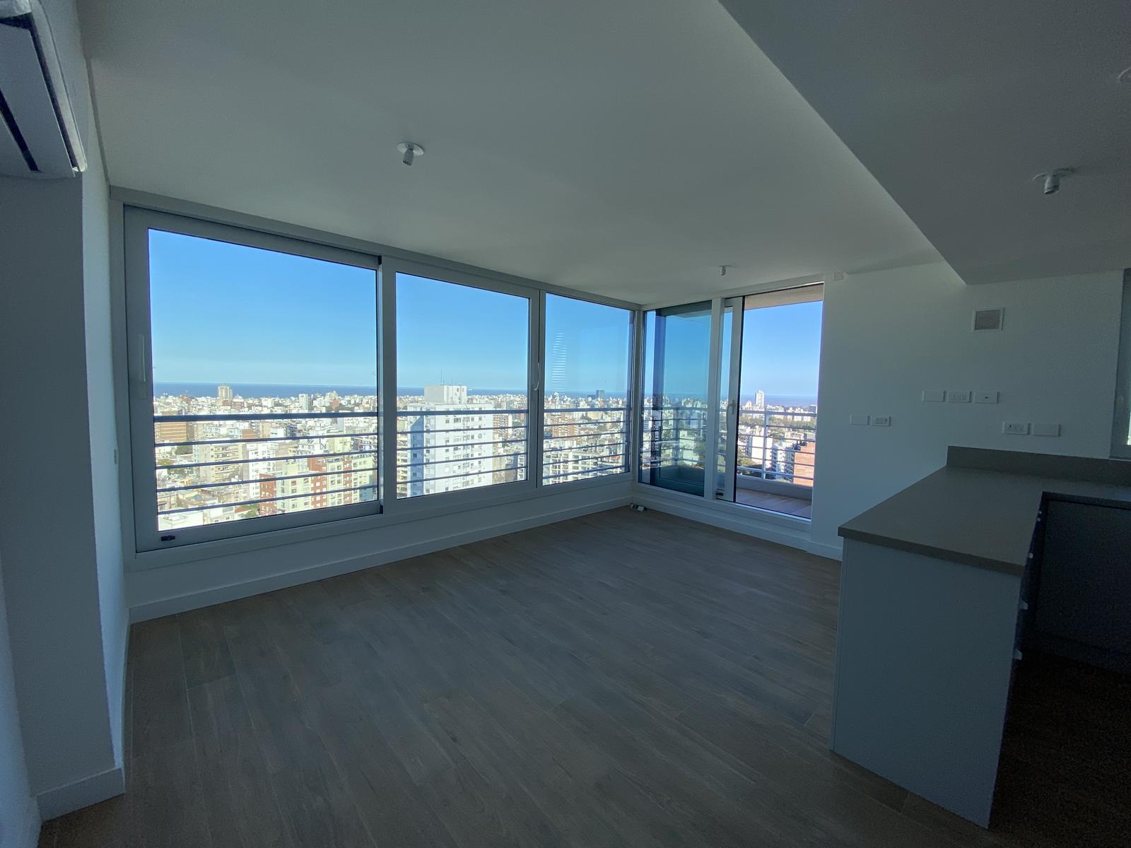 Alquiler De Apartamento 2 Dormitorios 3 Baños y Garage, Piso Alto. Edificio JOY Montevideo! · Foto 6