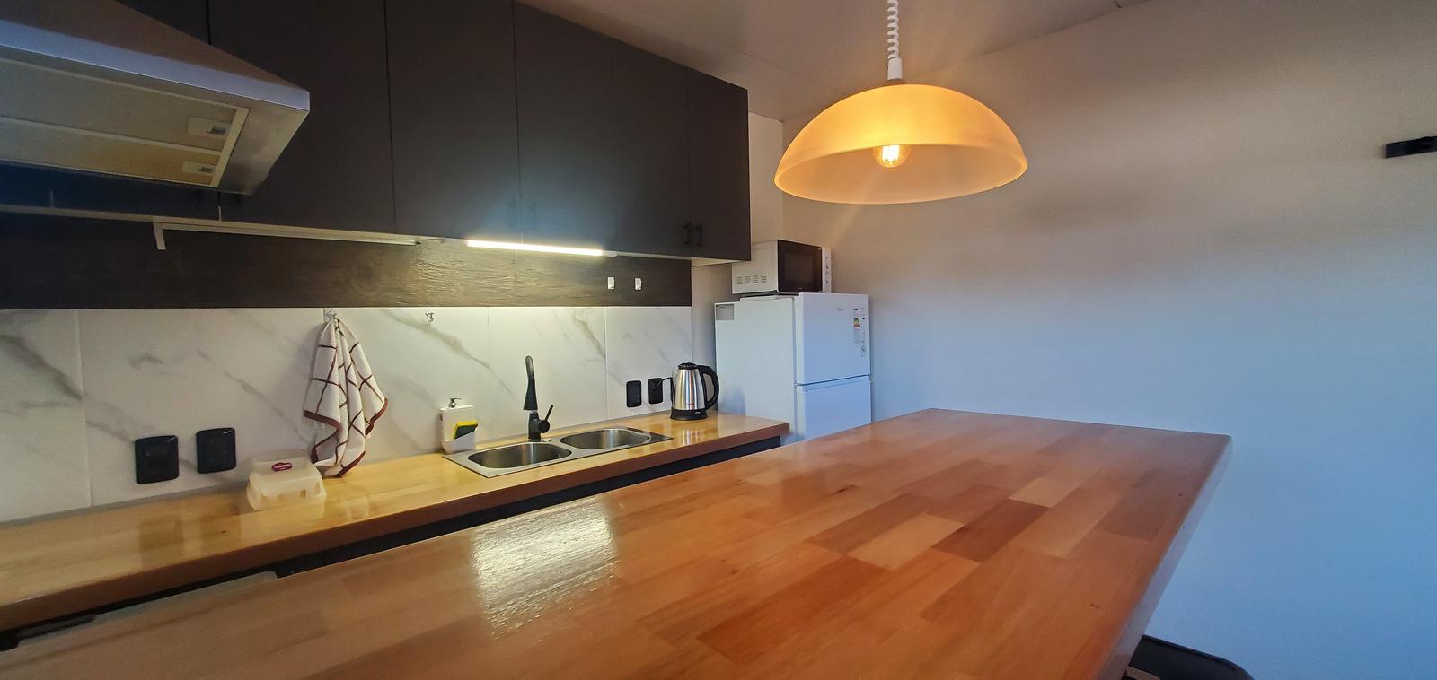 Alquiler  Apartamento 2 Dormitorios con patio (Totalmente equipado) · Foto 4