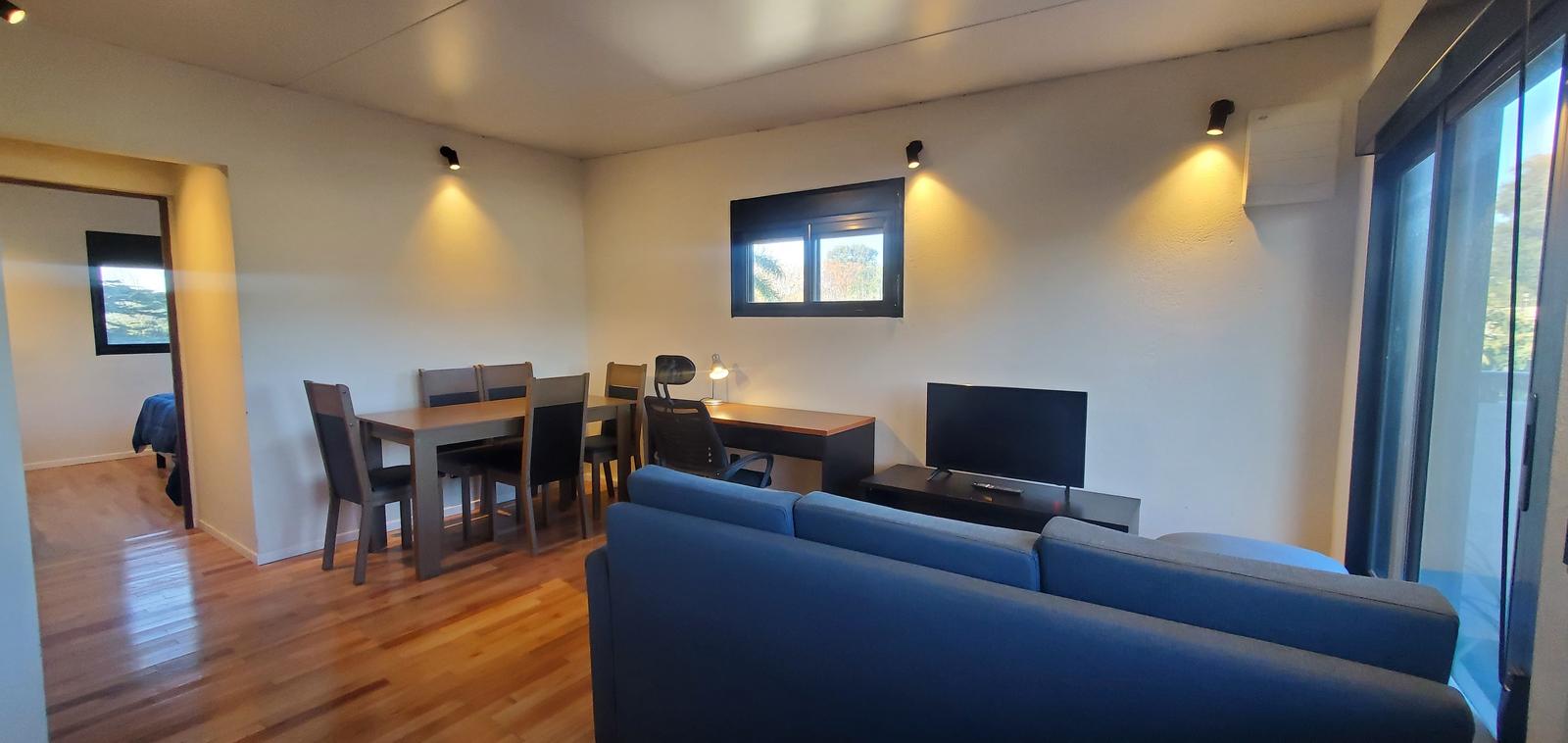 Alquiler  Apartamento 2 Dormitorios con patio (Totalmente equipado) · Foto 6