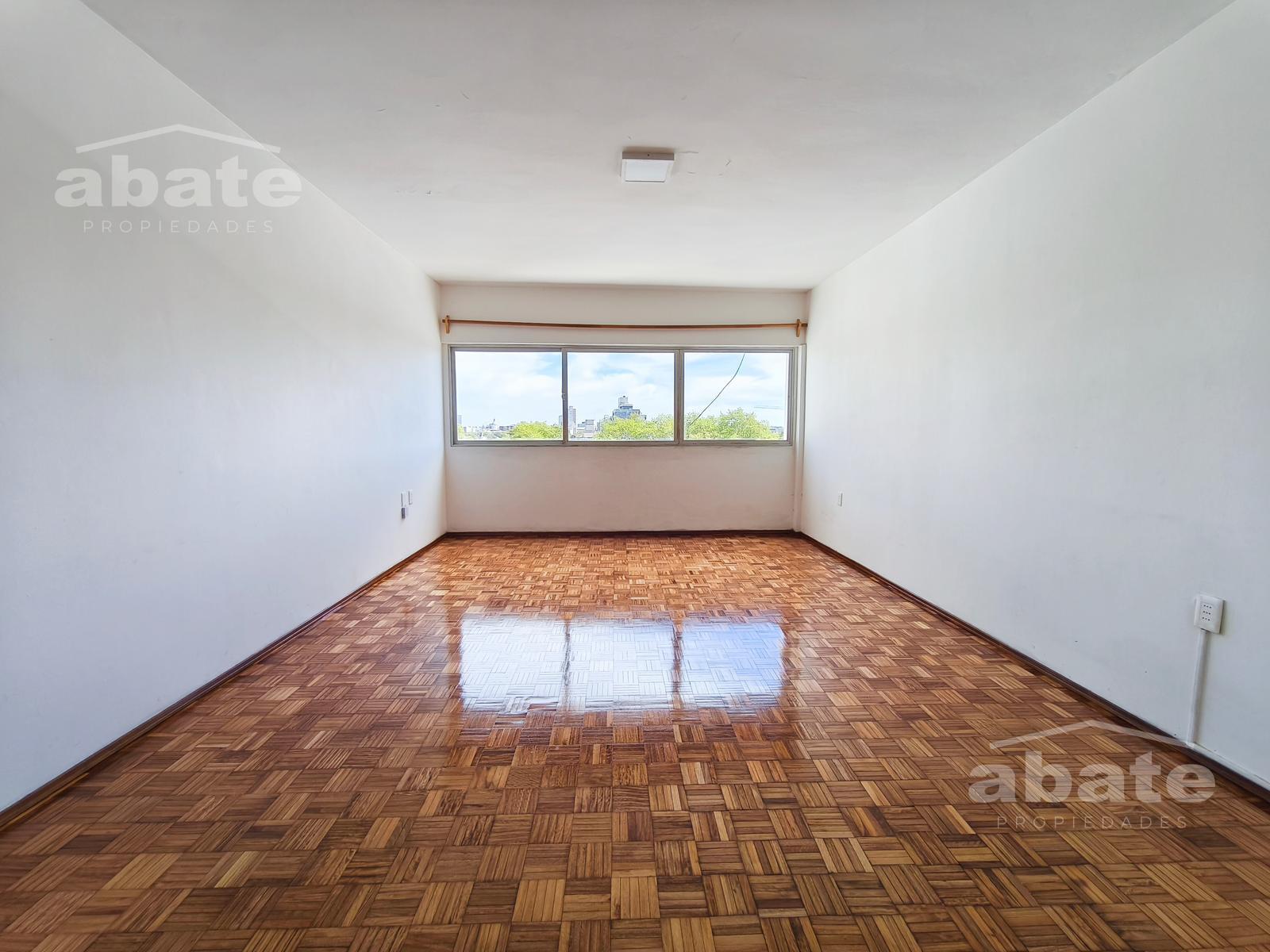 Alquiler monoambiente grande en Mercedes y Fdez. Crespo, con mucho sol! · Foto 4