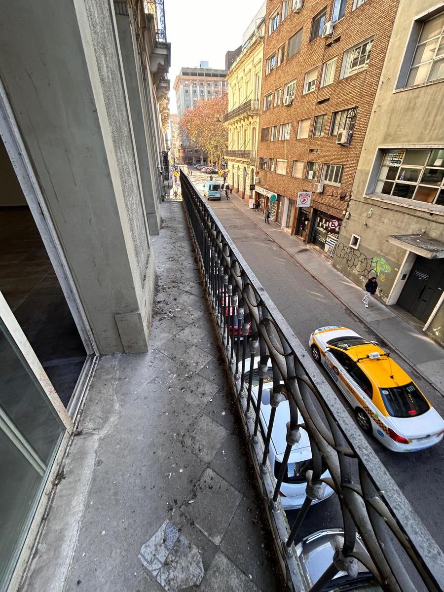 Oficina a estrenar prox a la Plaza Matriz, 103 m2 ! · Foto 4