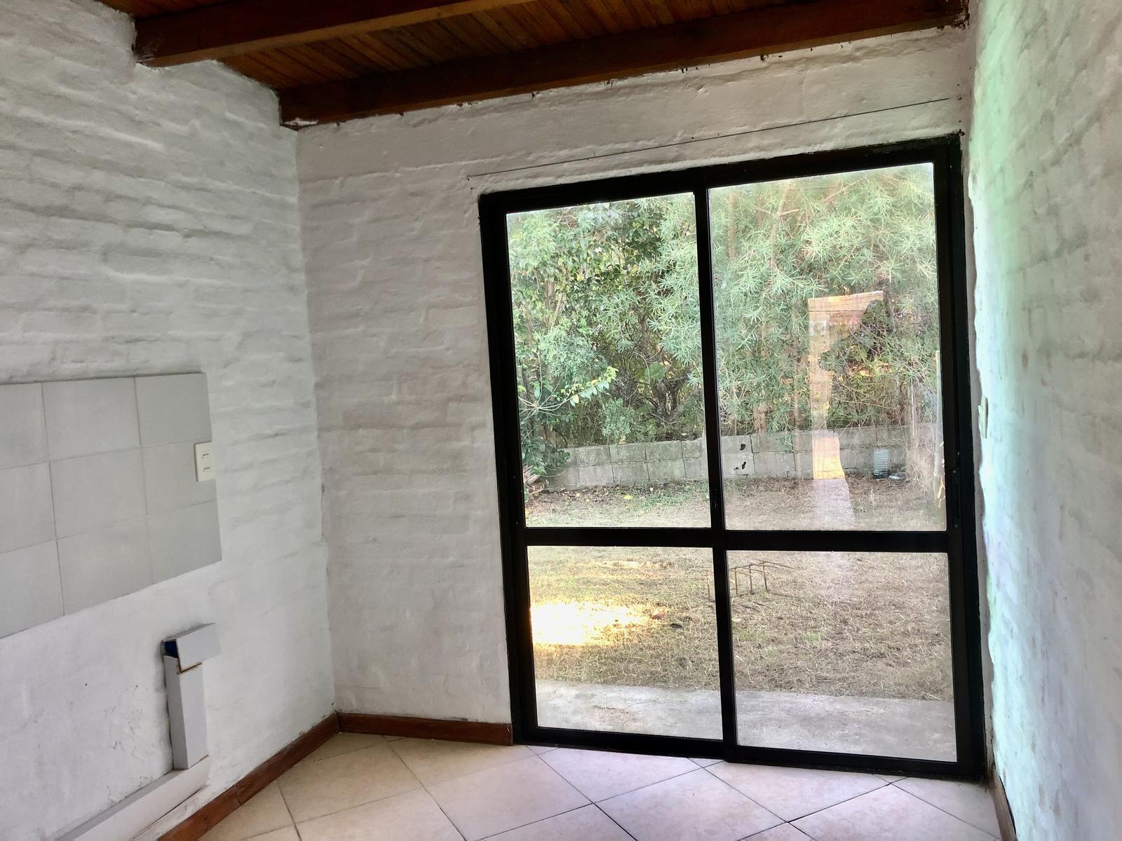 Alquiler de Apartamento de 1 dormitorio con patio en Colonia del Sacramento · Foto 6
