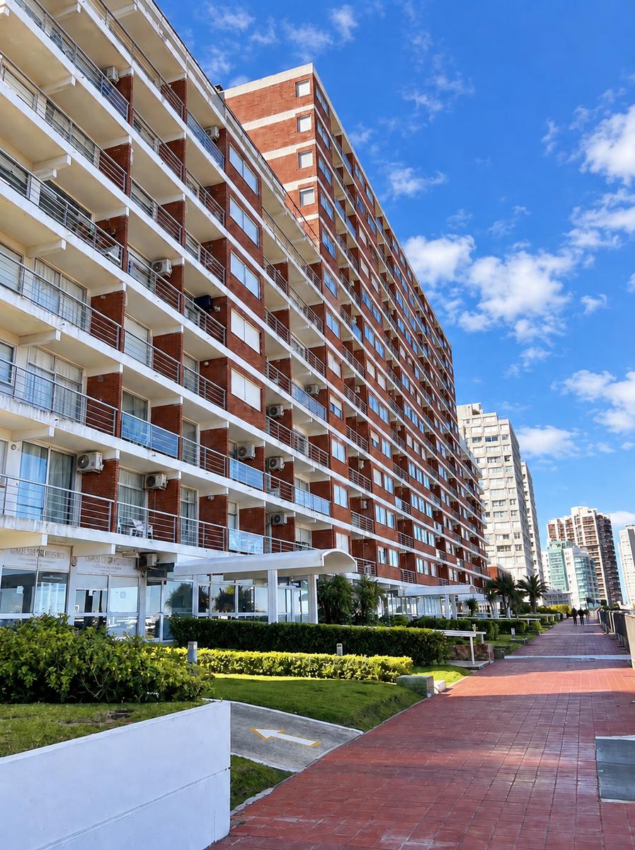 Apartamento en alquiler en Playa Brava