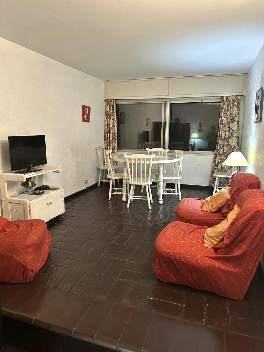 Venta - Alquiler: Apartamento de 1 dormitorio en la Parada 1 de Playa Brava, Punta del Este · Foto 8