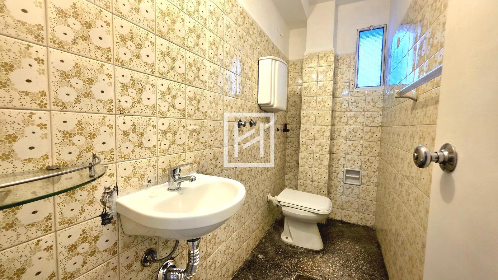 Alquiler Apartamento 3 Dormitorios en Pocitos | Piso Alto | Cerca de la Rambla | Cocina Definida · Foto 8