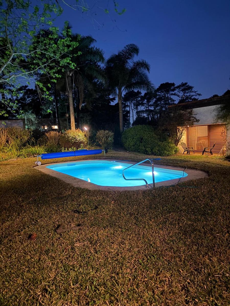 Casa en alquiler en Pinares