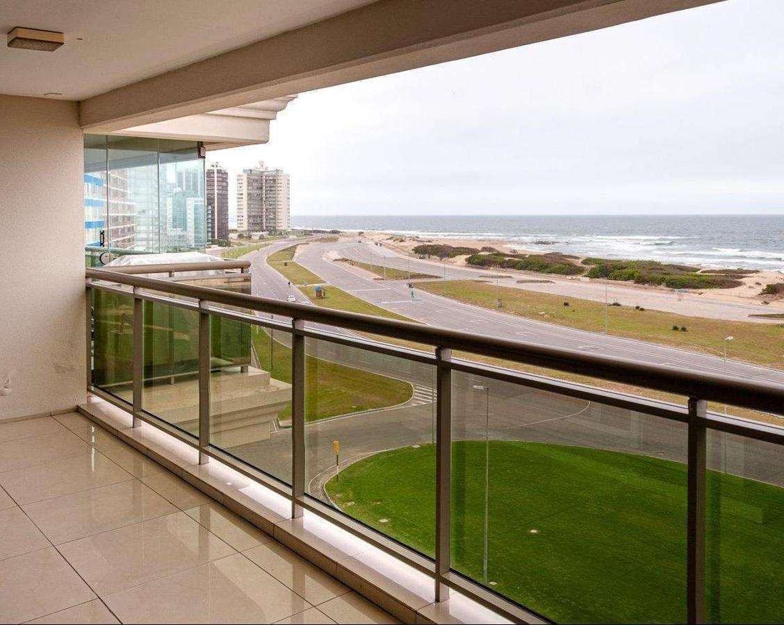 Apartamento en alquiler en Playa Brava