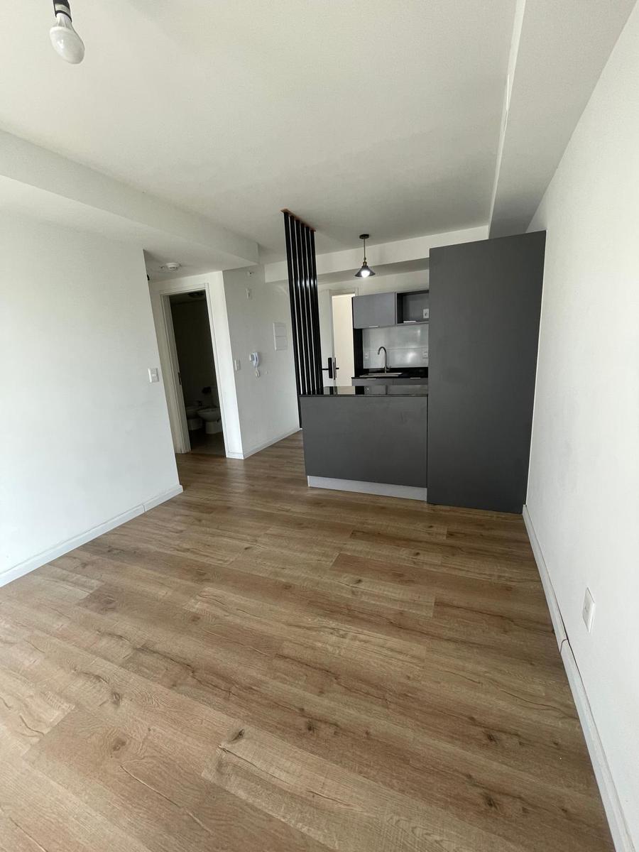Apartamento en alquiler 1 dormitorio con balcón, garaje, gimnasio, sum, solárium, Malvin · Foto 5