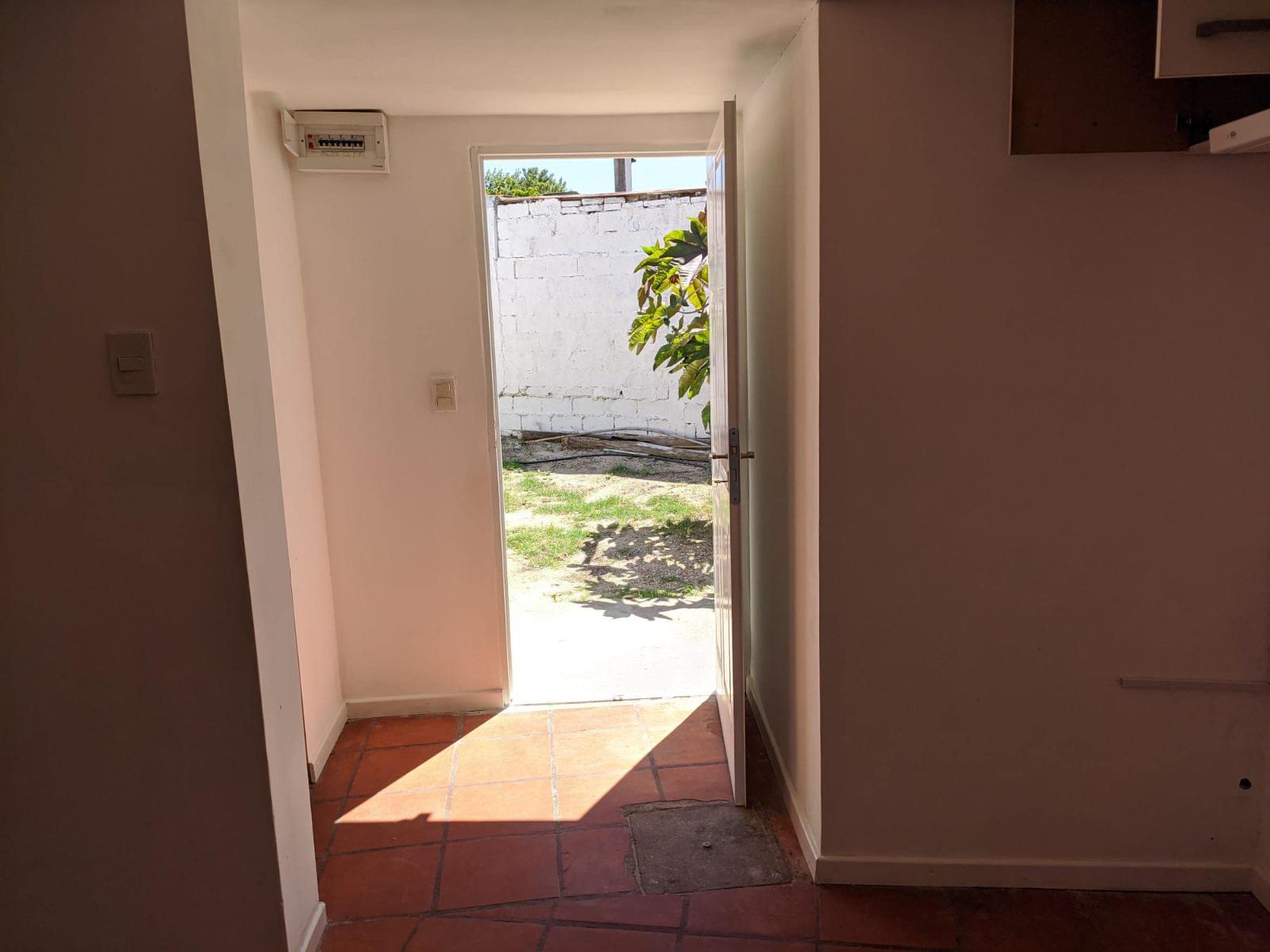 Monoambiente en alquiler, Solymar. ACEPTA CUATRO MESES DE DEPOSITO. · Foto 4