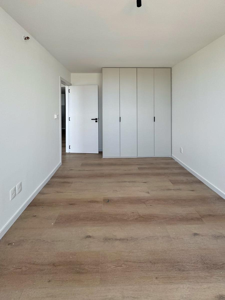 Alquiler Apartamento 1 dormitorio con garaje y balcón en Barra de Carrasco · Foto 6