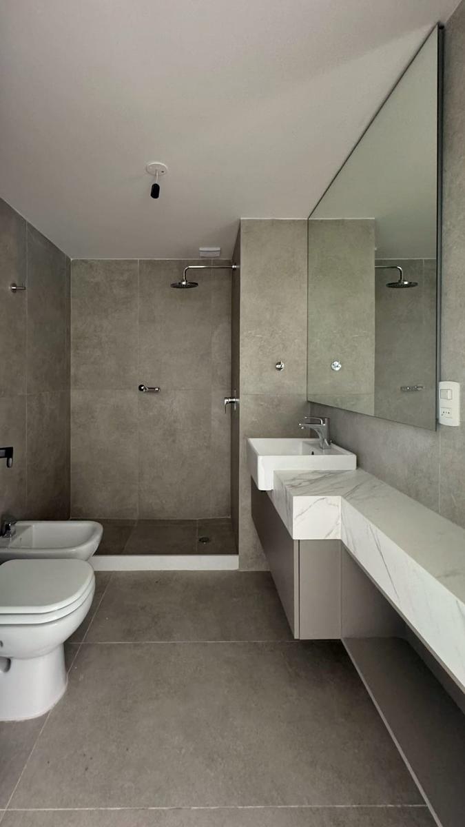 Alquiler Apartamento 1 dormitorio con garaje y balcón en Barra de Carrasco · Foto 7