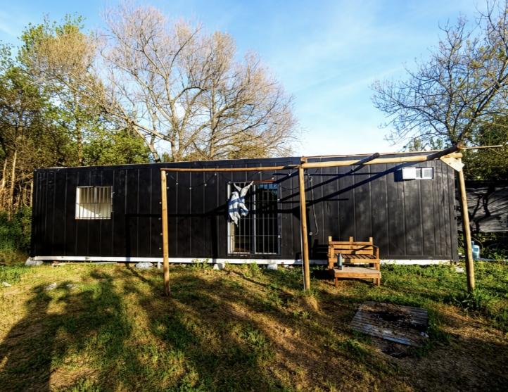 Alquiler Casa conteiner 1 dormitorio con patio en excelente zona de El Pinar · Foto 2