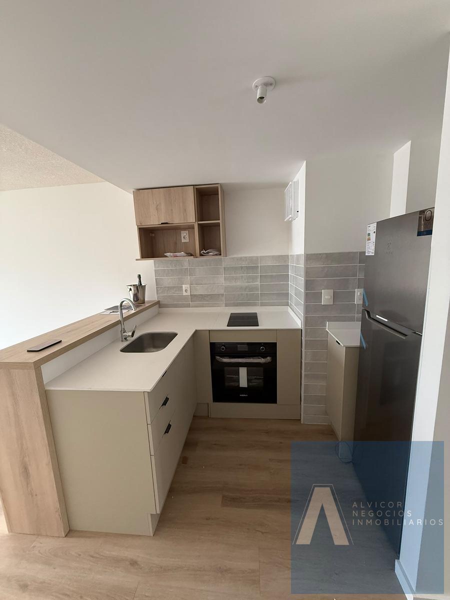 Apartamento de 2 Dormitorios en Alquiler, La Blanqueada AP9563245 · Foto 2