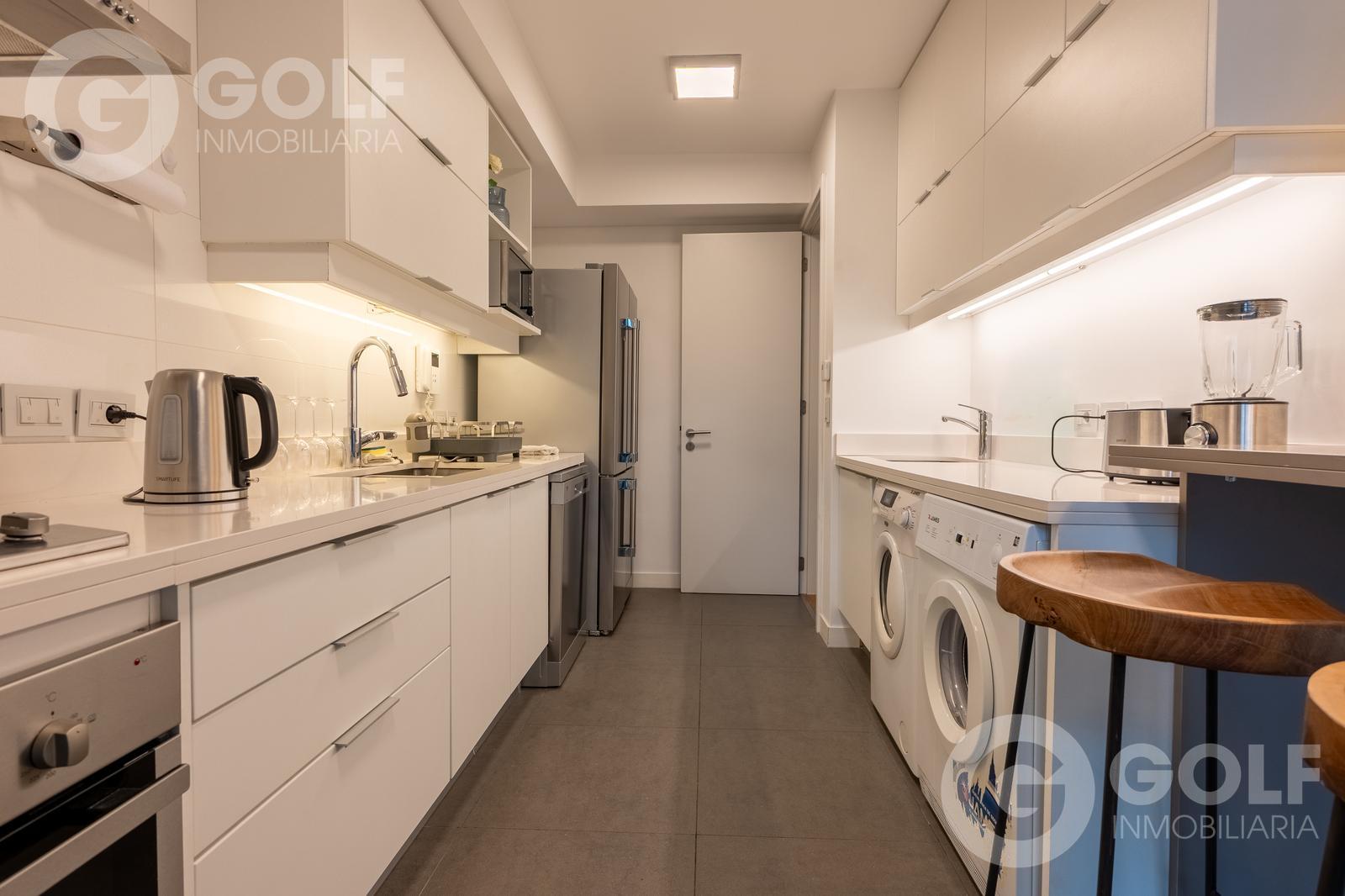 Venta o alquiler 2 dormitorios con muebles y garage en FORUM · Photo 6