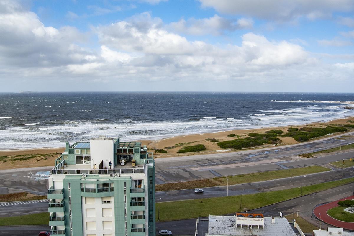 Apartamento en Punta del Este. Siglo Sol 2. 2 dormitorios