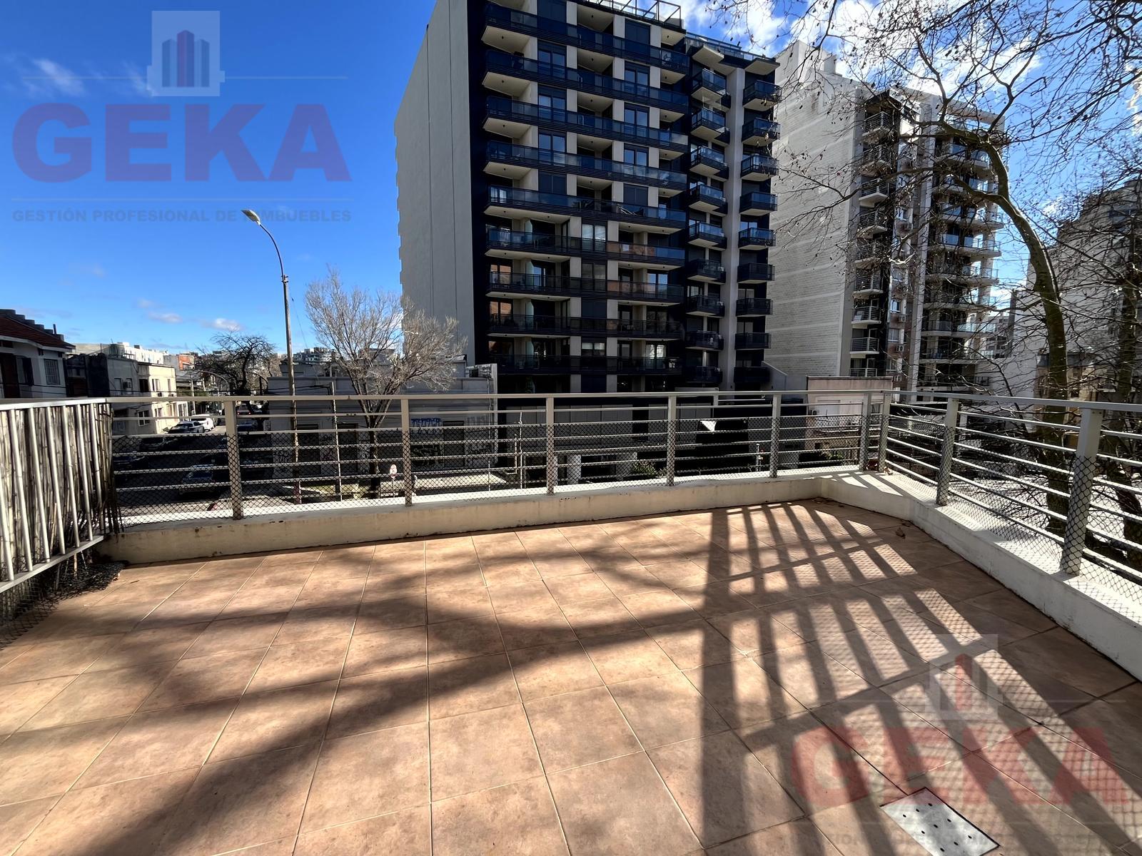 Scosería y 21 de Setiembre  con amplia terraza y garaje · Foto 2
