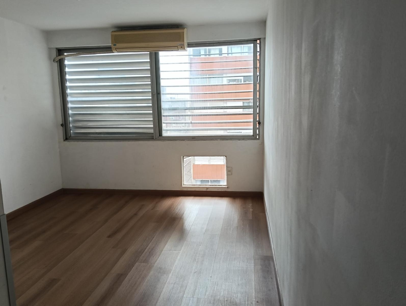 Alquiler apartamento un dormitorio sobre 18 de Julio · Foto 2