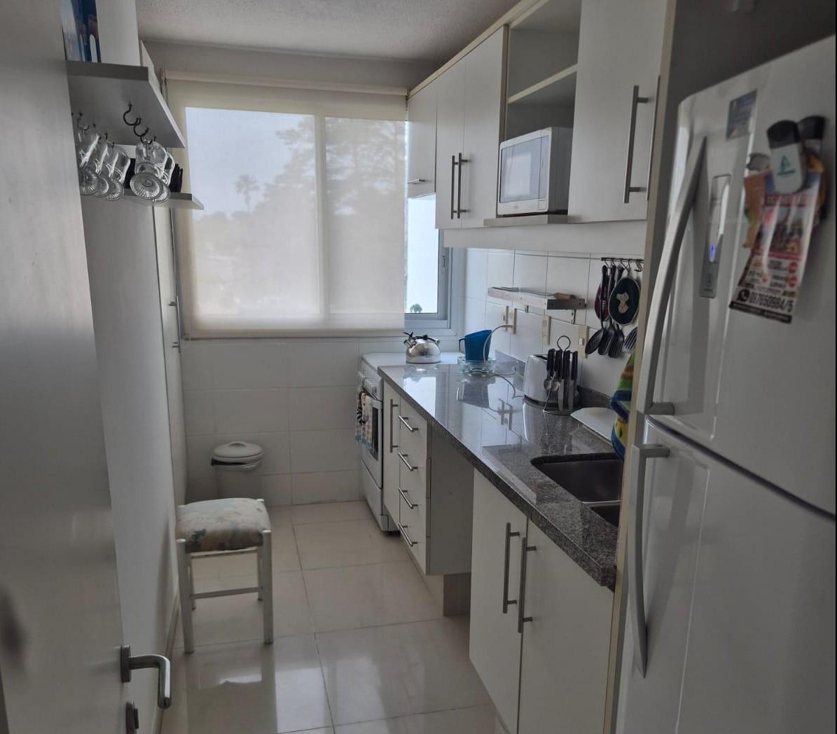 Apartamento con servicios en alquiler anual!! · Foto 2