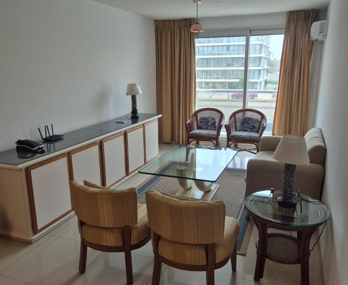 Apartamento con servicios en alquiler anual!! · Photo 6