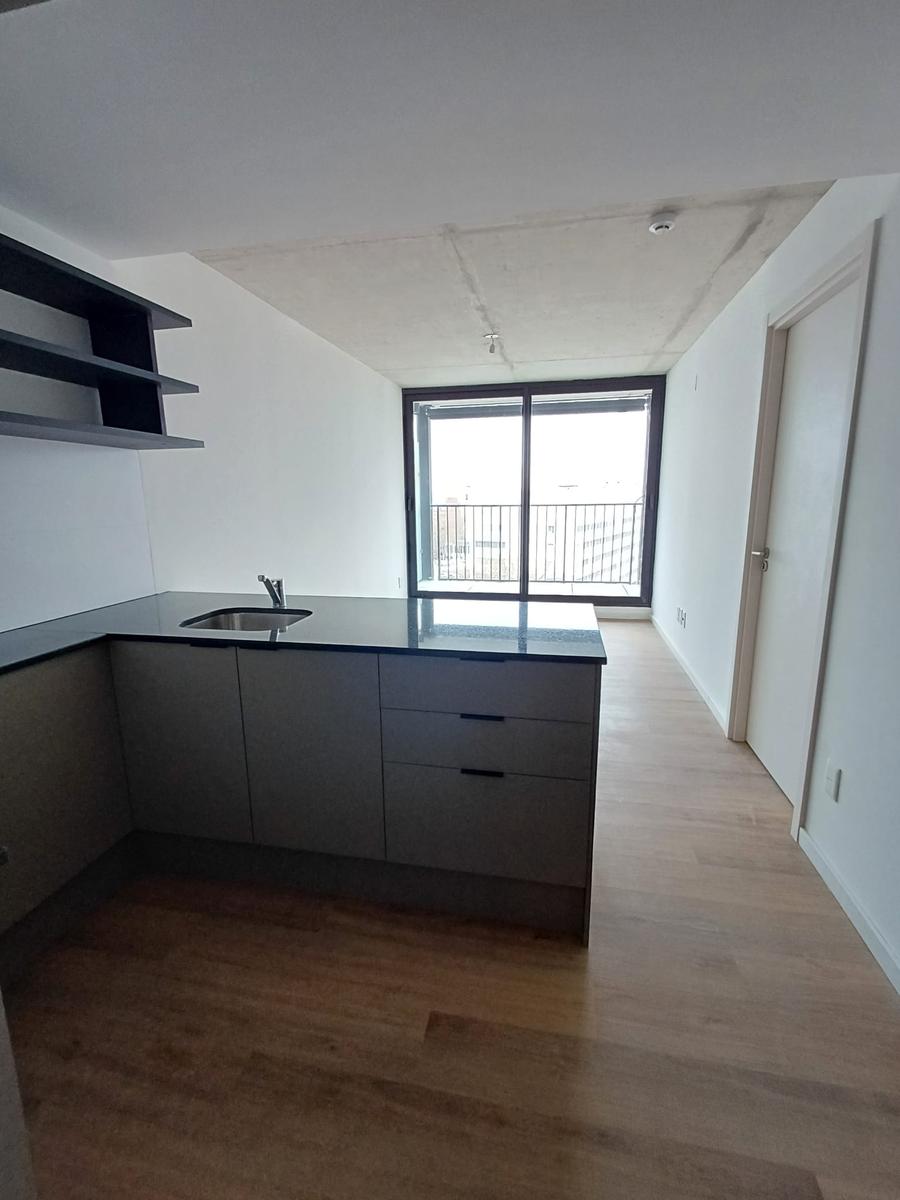 ALQUILER | APTO DE UN DORMITORIO CON GARAJE - CORDÓN SUR · Foto 5