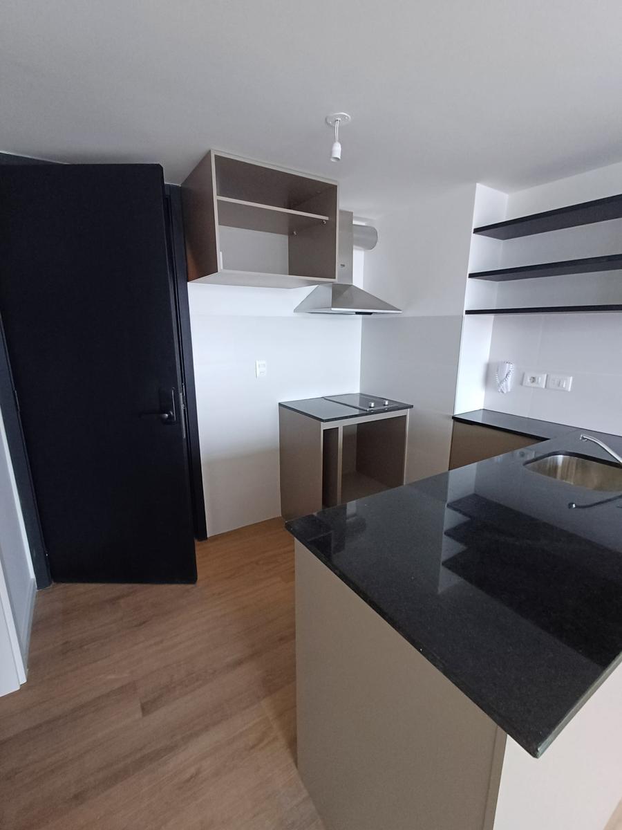 ALQUILER | APTO DE UN DORMITORIO CON GARAJE - CORDÓN SUR · Foto 6