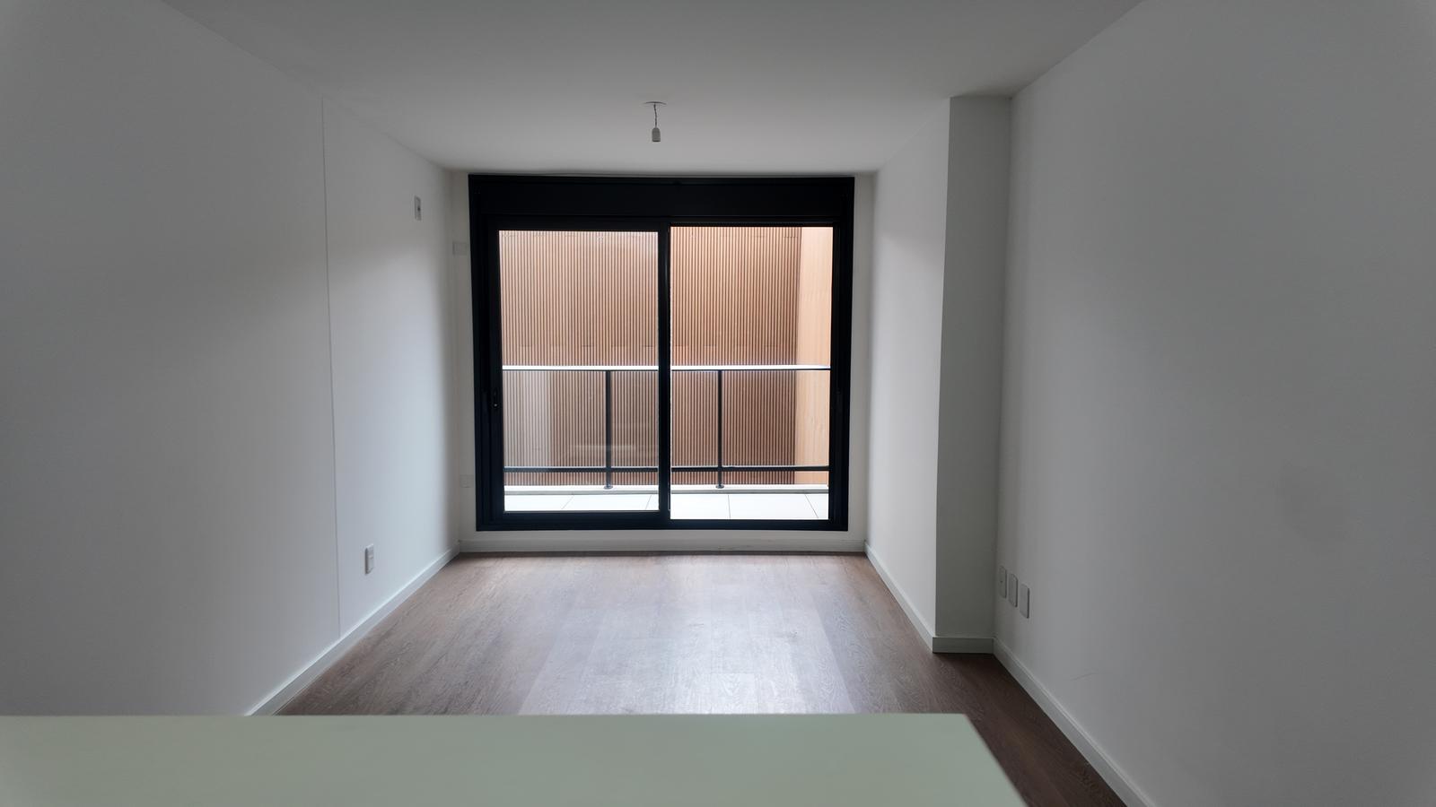 Monoambiente con terraza en alquiler, zona Cordón · Foto 6