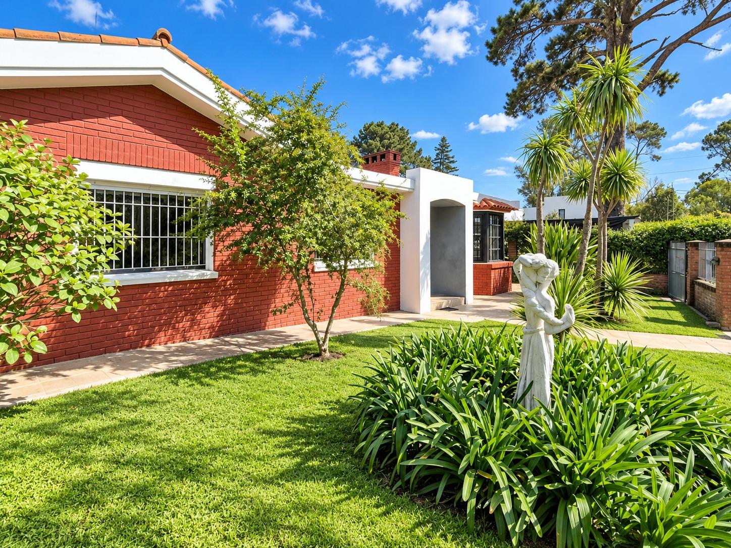 Casa en venta en Cantegril