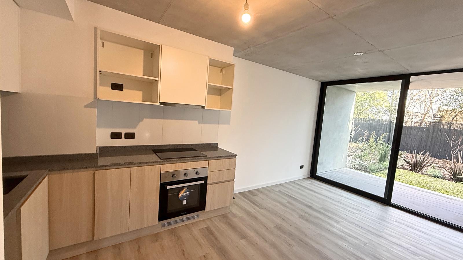 Alquiler Apartamento San José de Carrasco 2 dormitorios, 1 baño y jardín propio · Foto 5