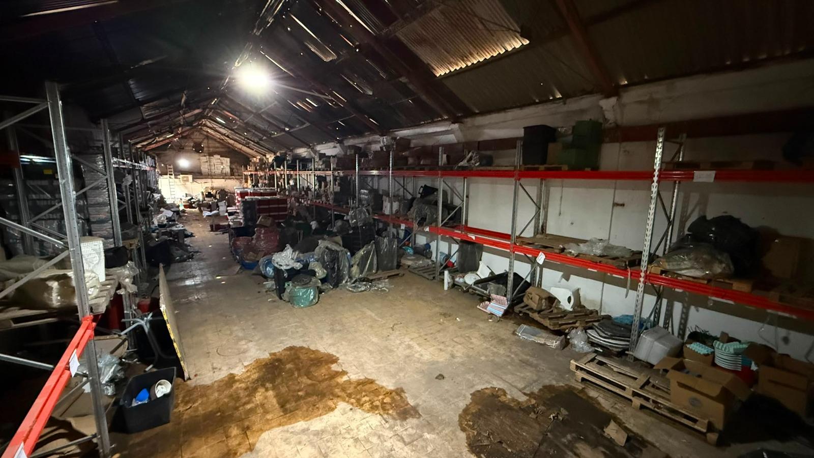 Paso molino, Gral Hornos prox. Shopping, 380 m2 !! · Foto 3