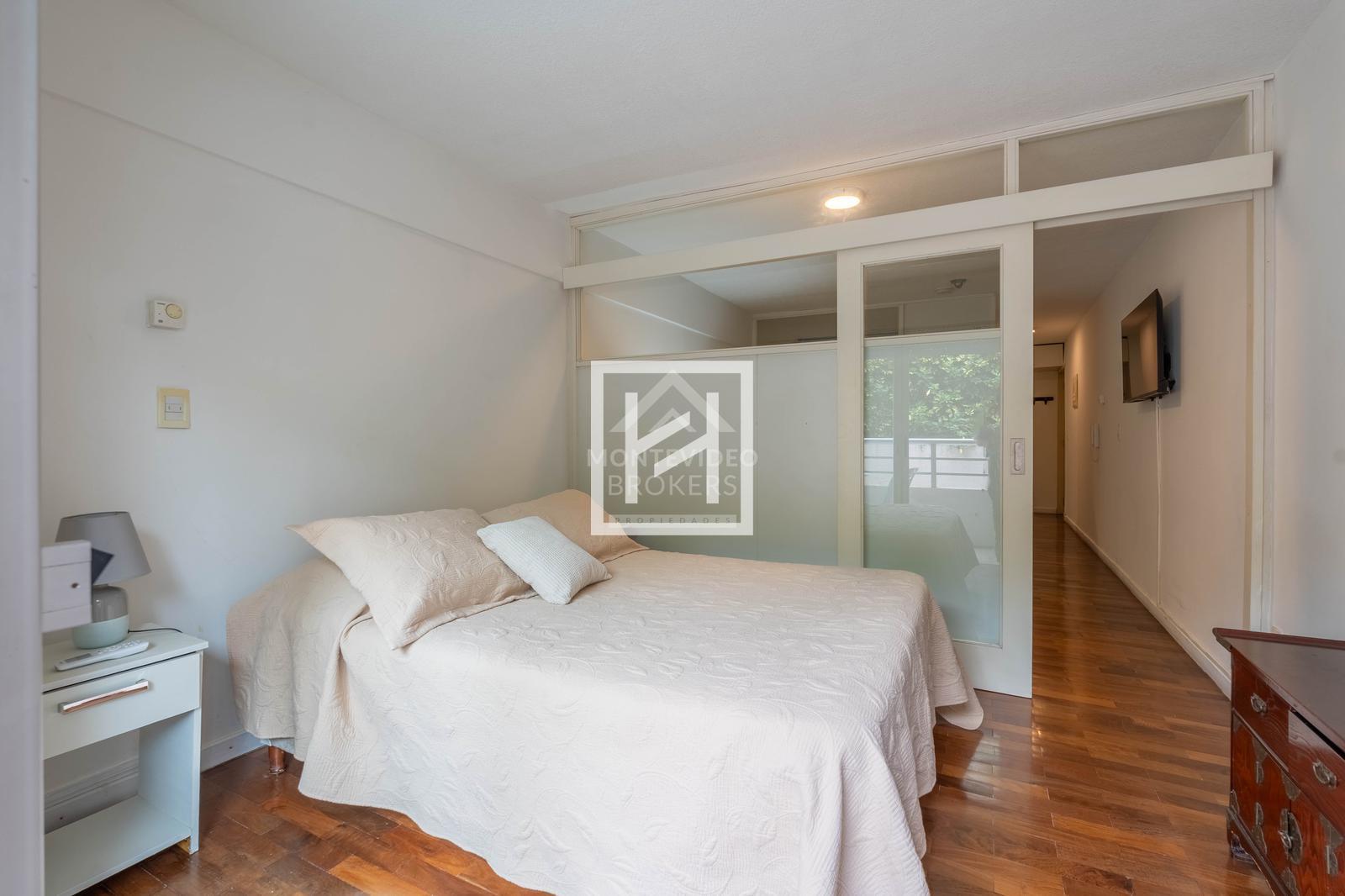 Alquiler Apartamento 1 Dormitorio con Garaje | Parque Rodó · Foto 6