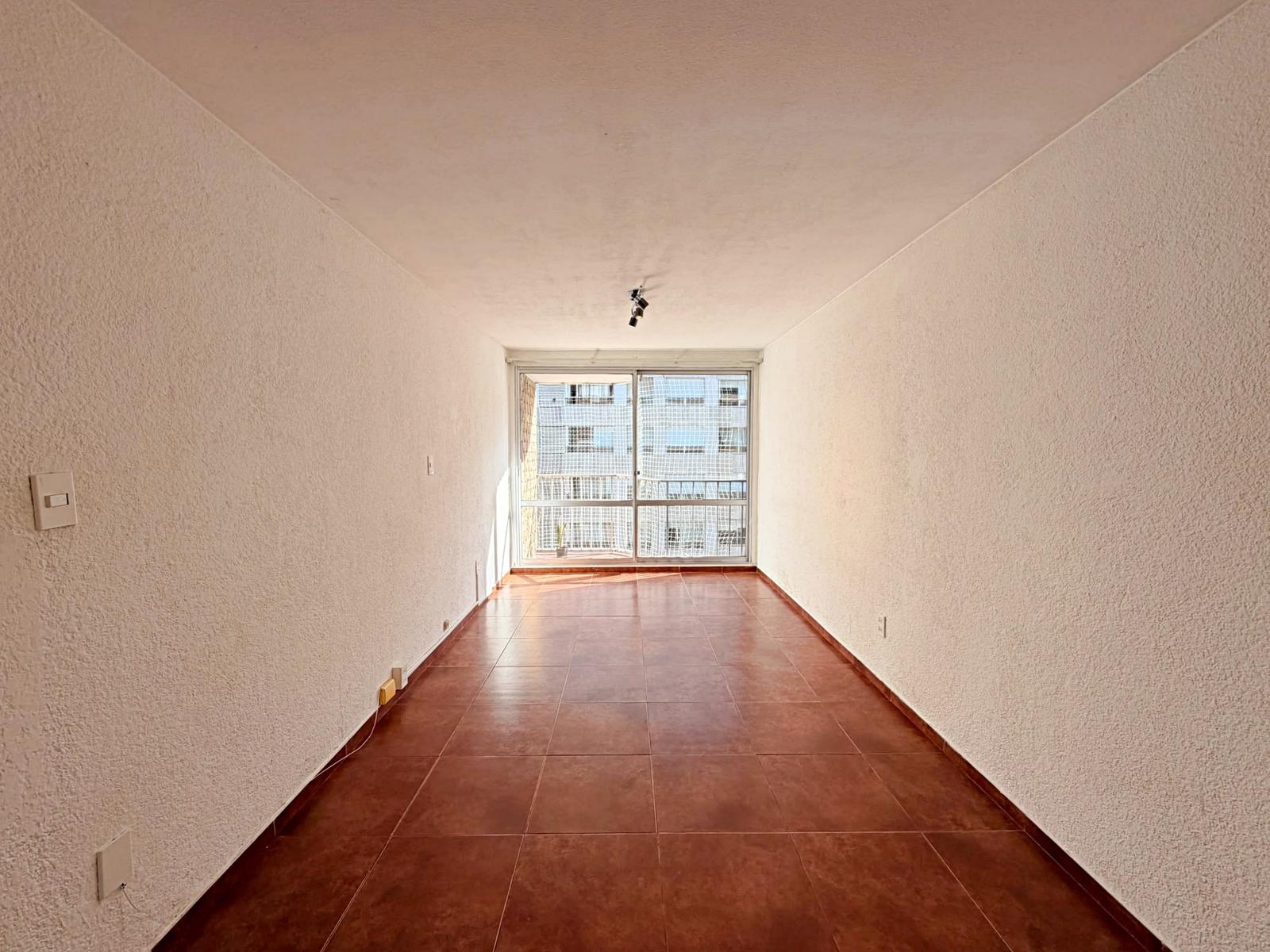 Alquiler de monoambiente en Pocitos con terraza · Foto 4