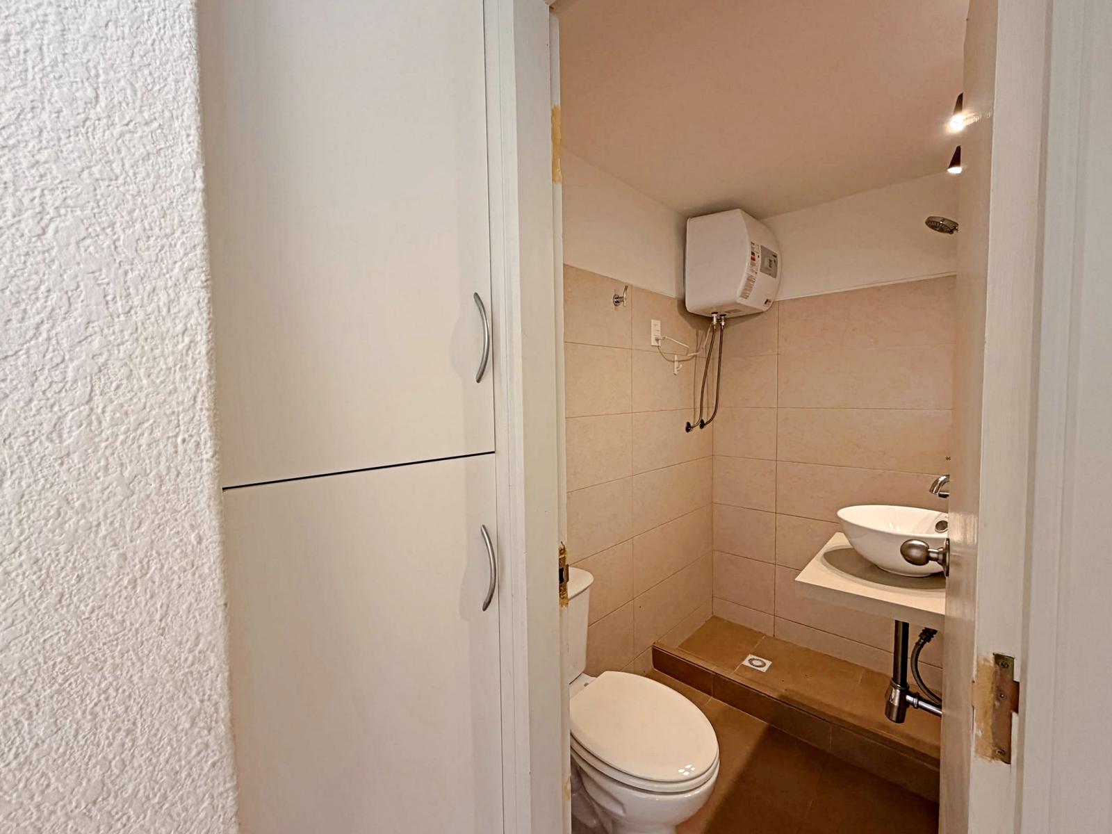 Alquiler de monoambiente en Pocitos con terraza · Foto 8