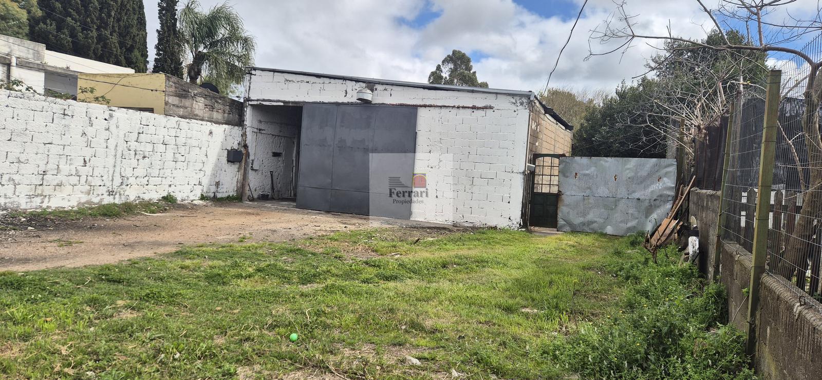Local con terreno y entrada para Autos · Foto 2