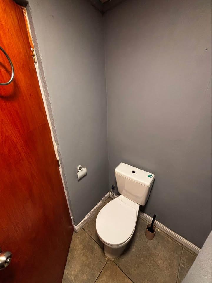 Alquiler apto tipo casa 1 dormitorio con aire acondicionado y patio en Paso Carrasco · Foto 3