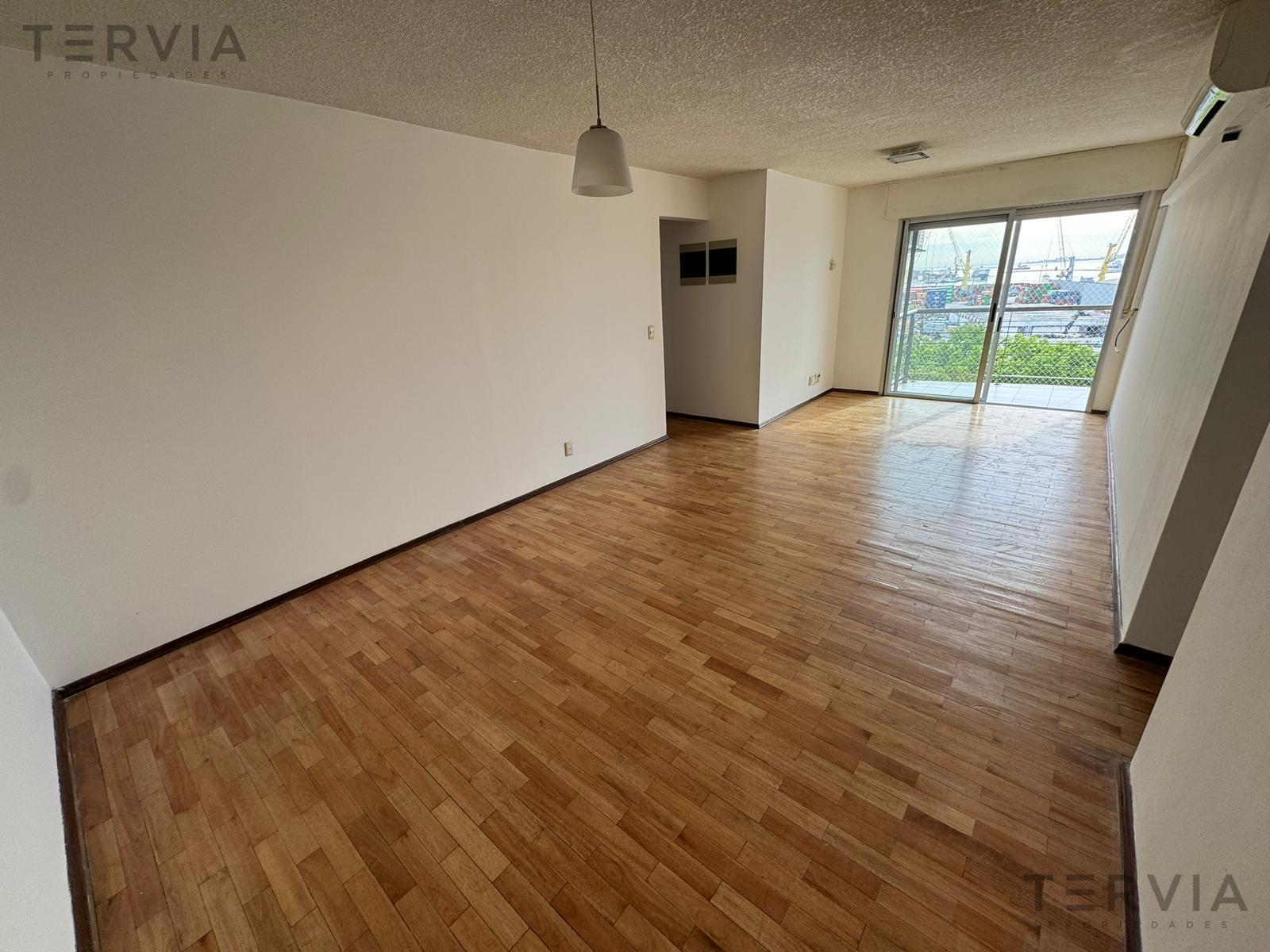 Apartamento en venta de 3 dormitorios con cochera y renta vigente($36.000) en Aguada
