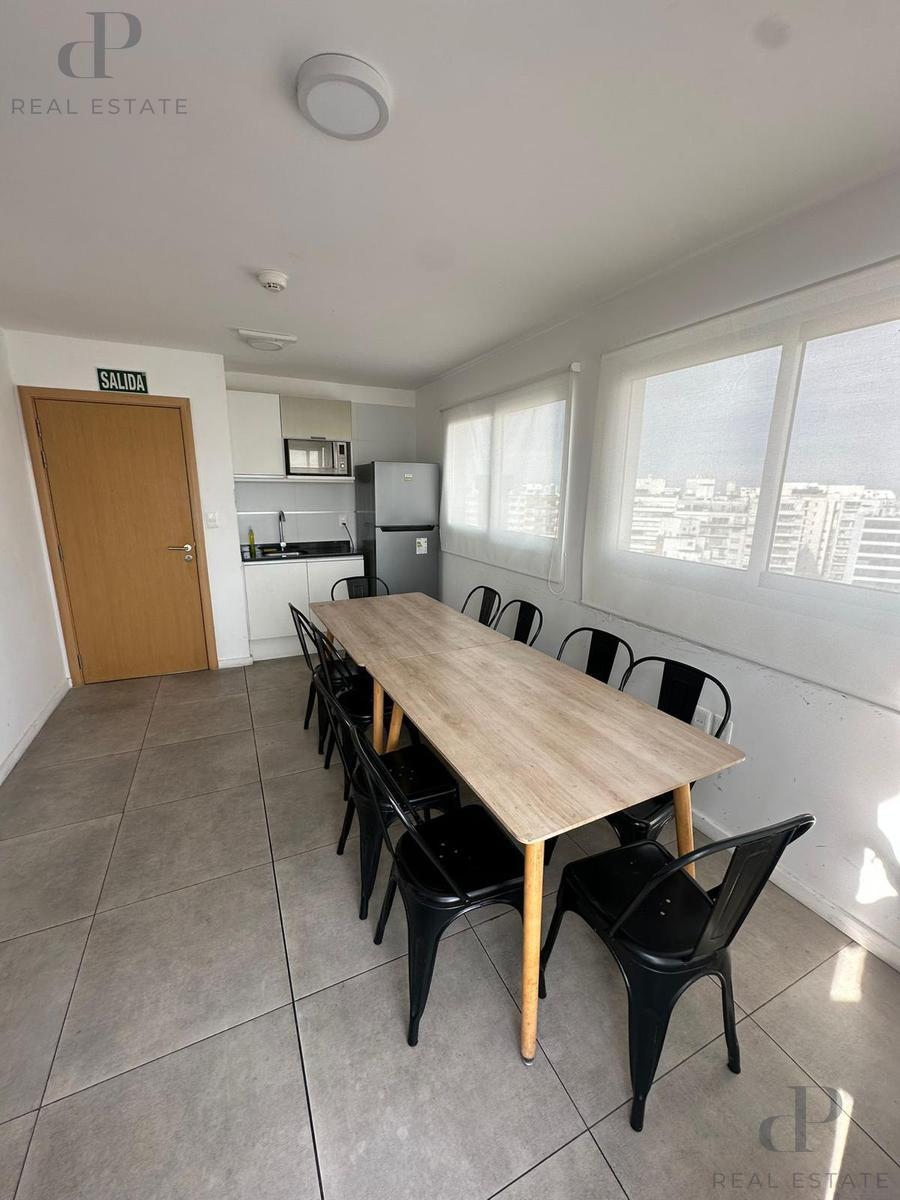 Apartamento de 1 dormitorio amoblado con garaje opcional · Photo 4