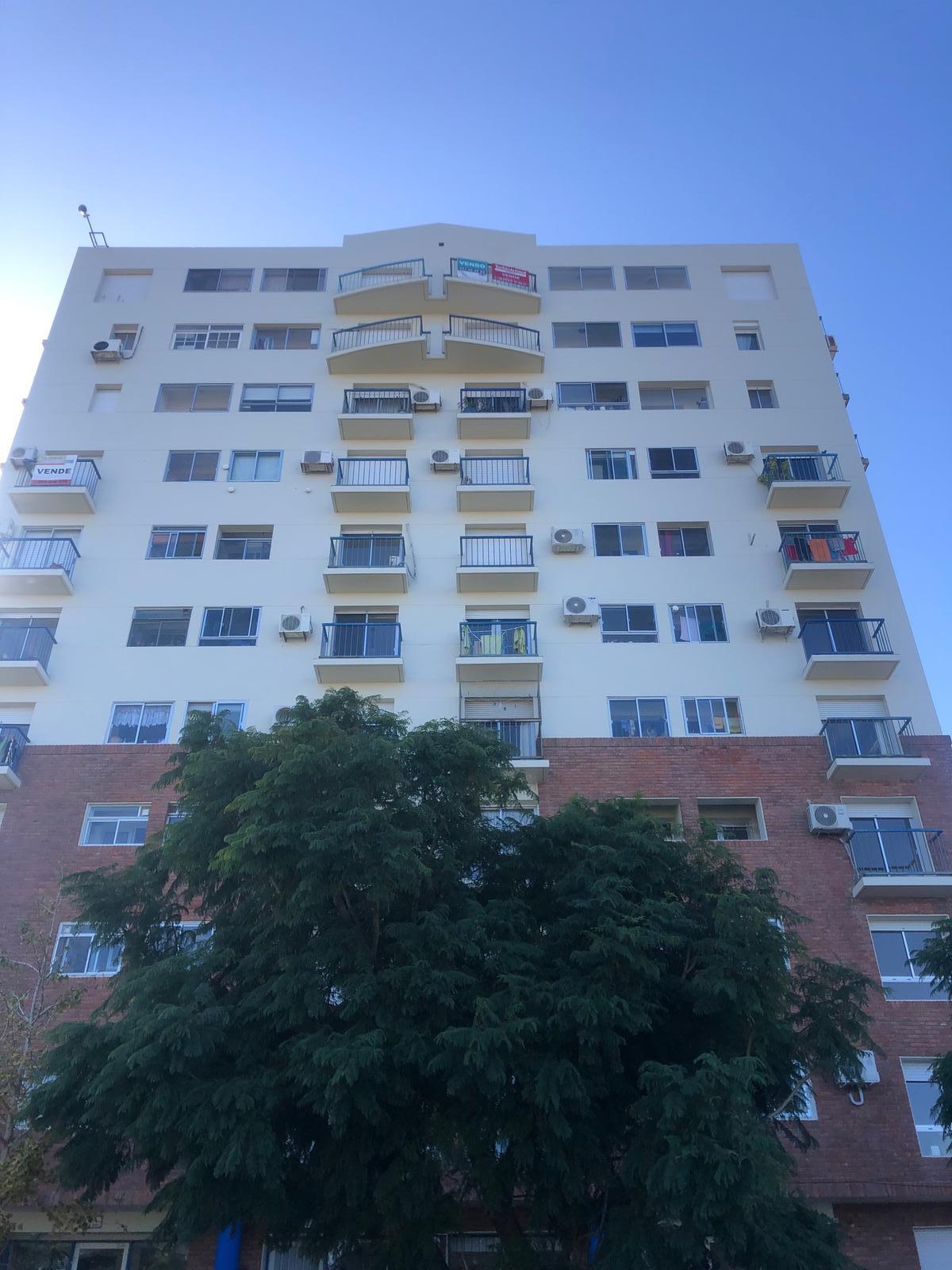 Colonia - Alquiler de  Apartamento de 2 dormitorios céntrico en primer piso · Foto 2