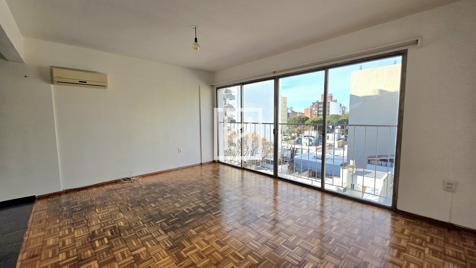 Apartamento Alquiler 1 Dormitorio  26 de Marzo esq. Barreiro | Pocitos | Piso 6 | Terraza · Foto 2